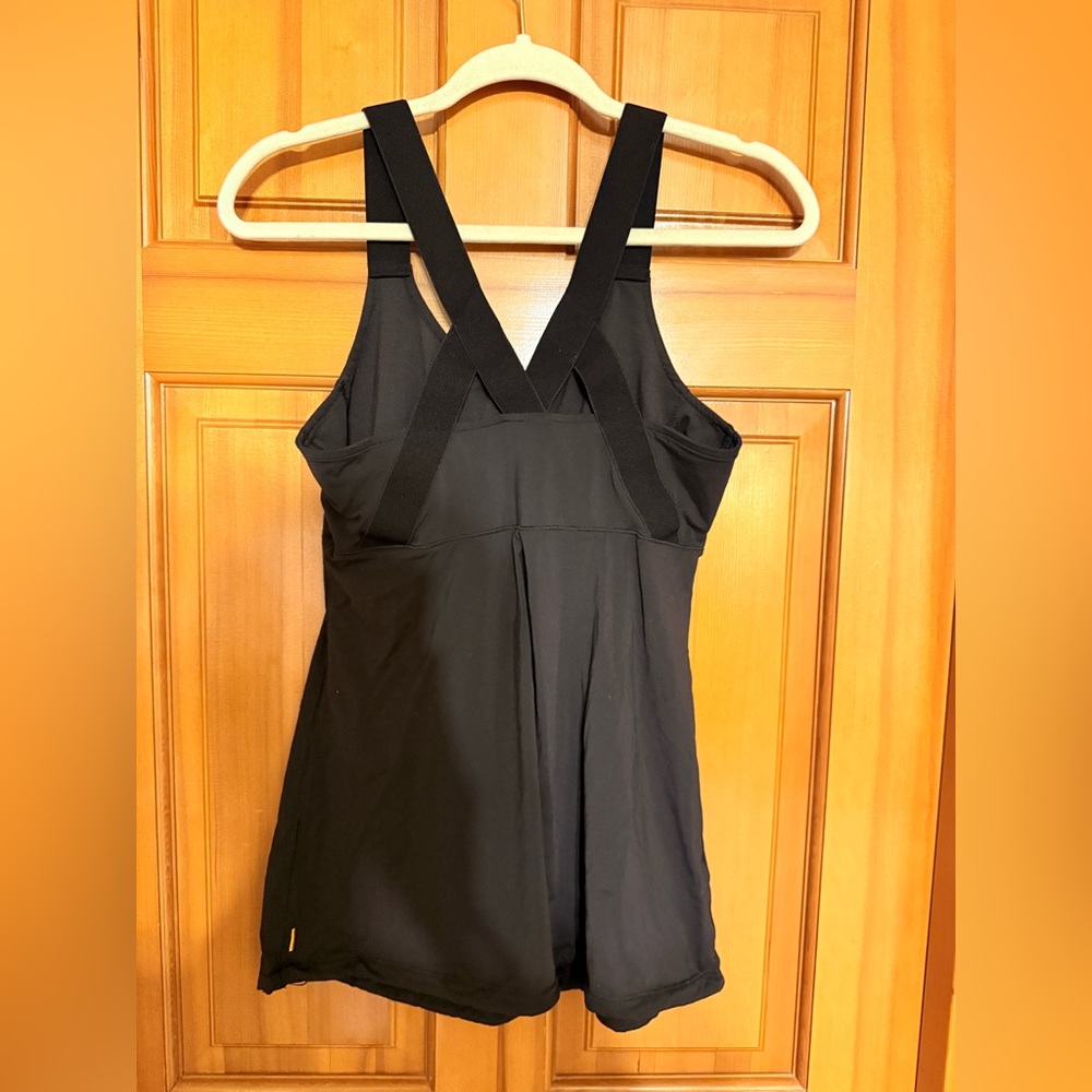 Lucy (now North Face) Black Sleeveless Athletic Top